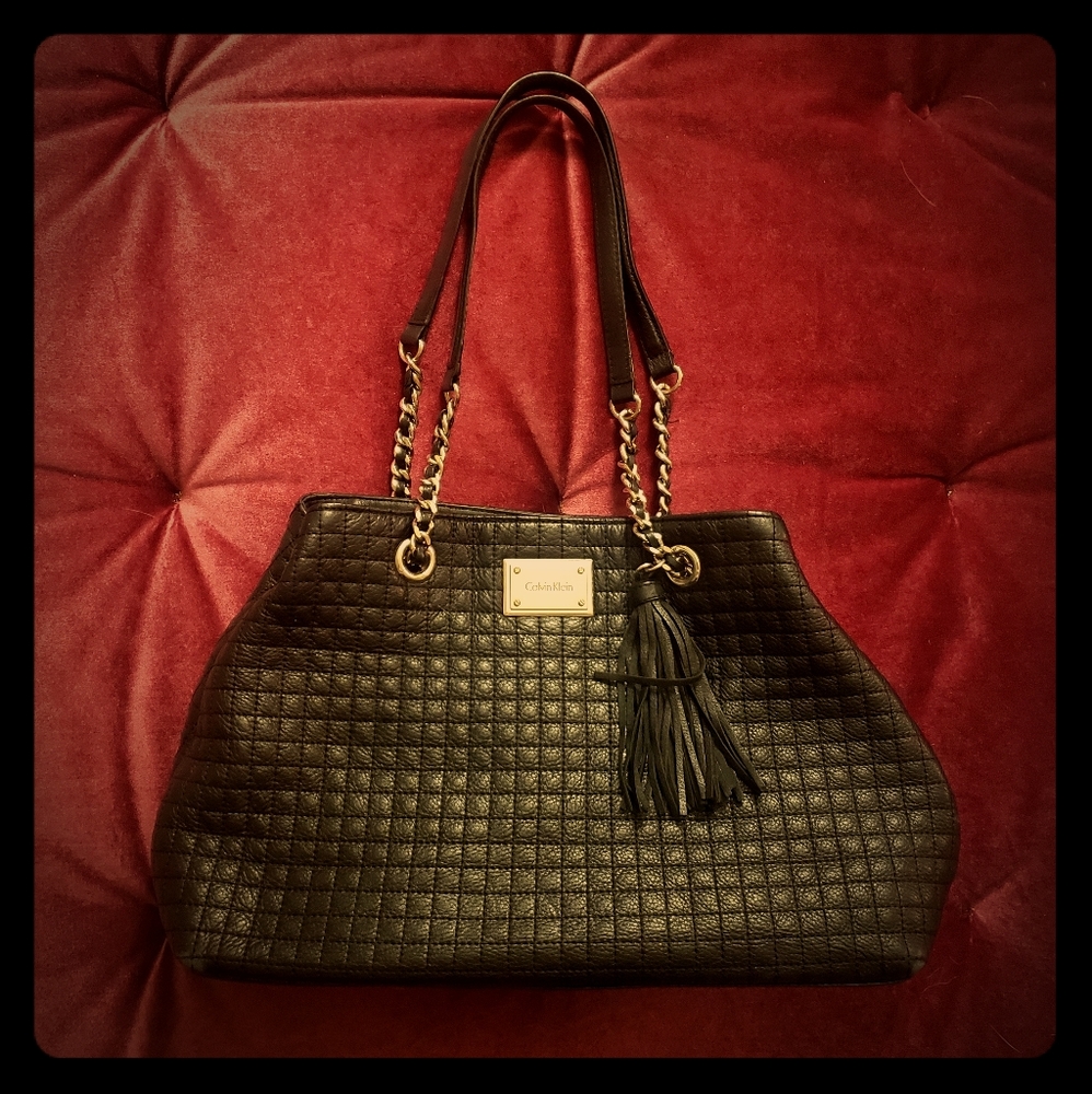 Elegant Calvin Klein leather purse bag